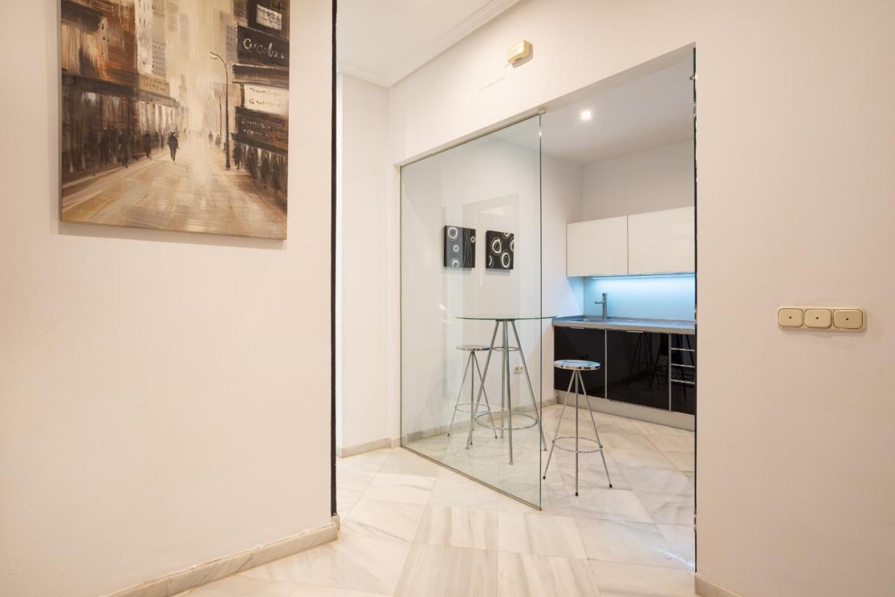 Urbe10 Cister 1 Bedroom Apartment Málaga Dış mekan fotoğraf